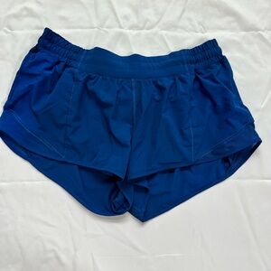 Lululemon Hotty Hot Low-Rise Lined Shorts 2.5” Size 12